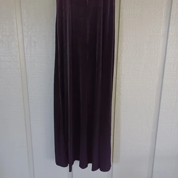 After Six Sweetheart Neck Velvet Dress Evening Gown Sleeveless Color Black SZ 8