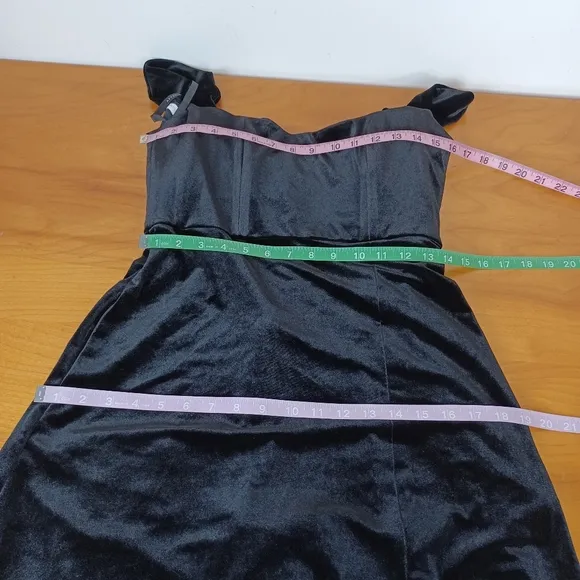 After Six Sweetheart Neck Velvet Dress Evening Gown Sleeveless Color Black SZ 8