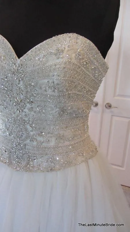Allure Bridals 9126