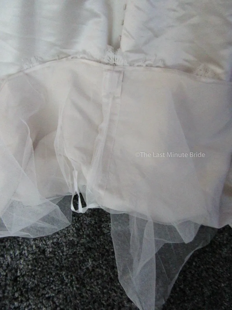 Allure Bridals 9165 Size 16