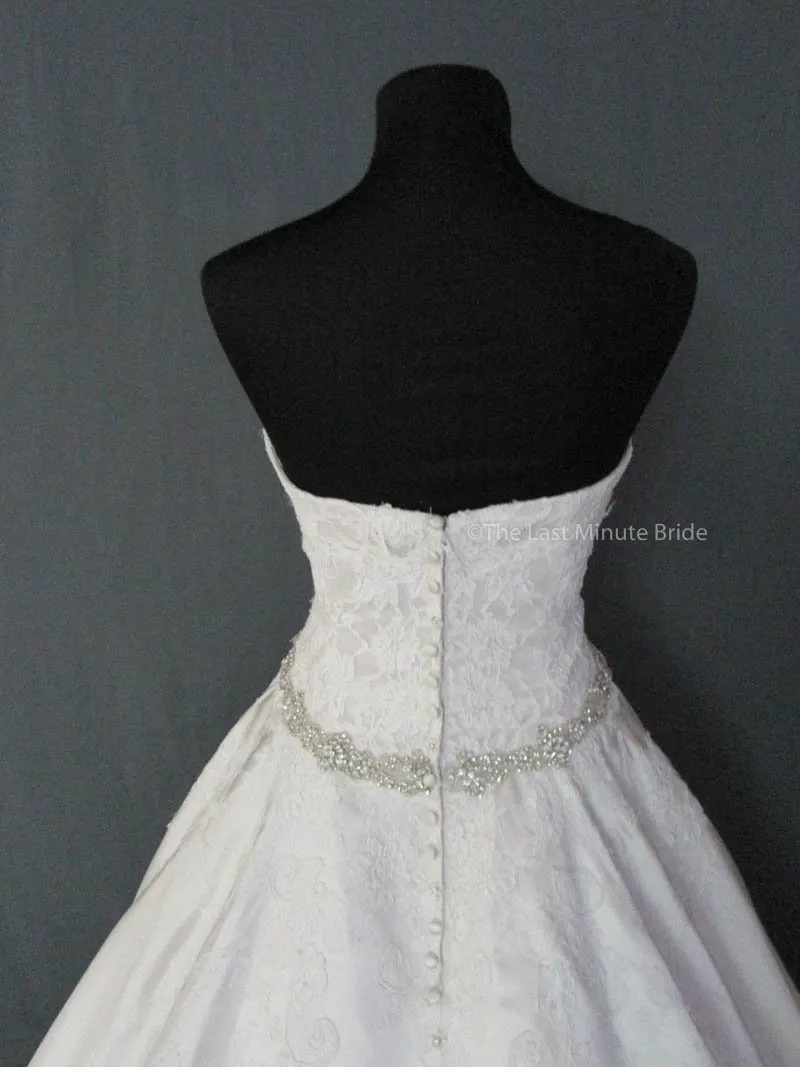 Allure Bridals 9165 Size 16