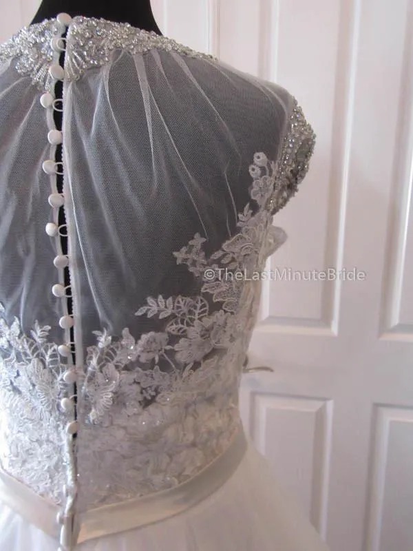 Allure Bridals 9301