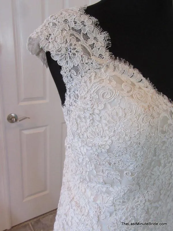 Allure Bridals 9313 size 12