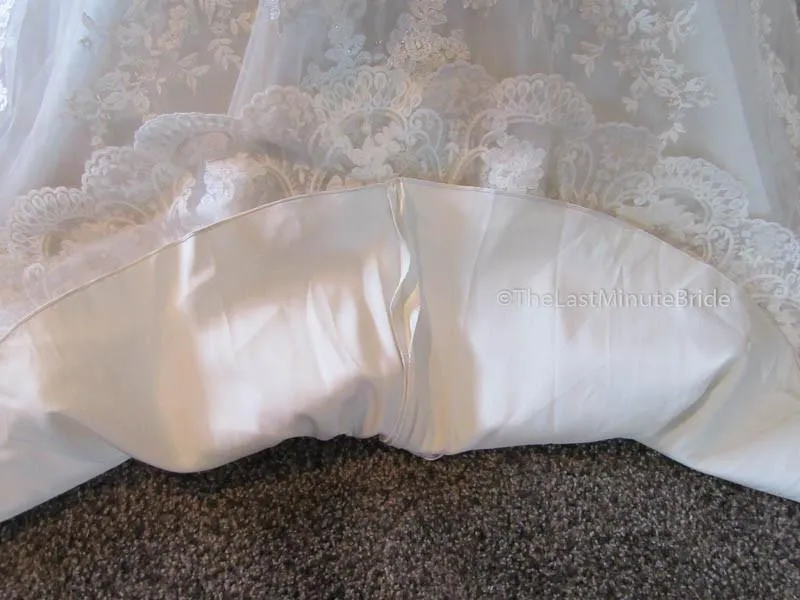 Allure Bridals 9318