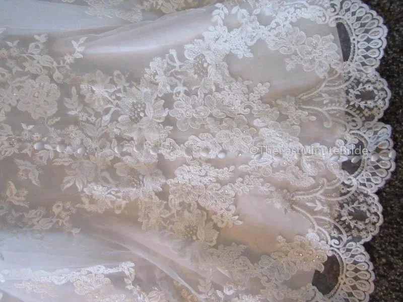 Allure Bridals 9318