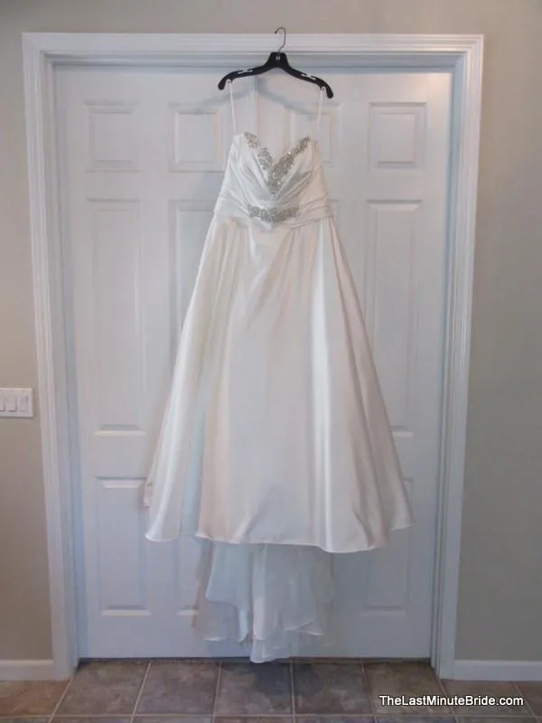 Allure Bridals W332