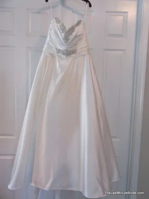 Allure Bridals W332