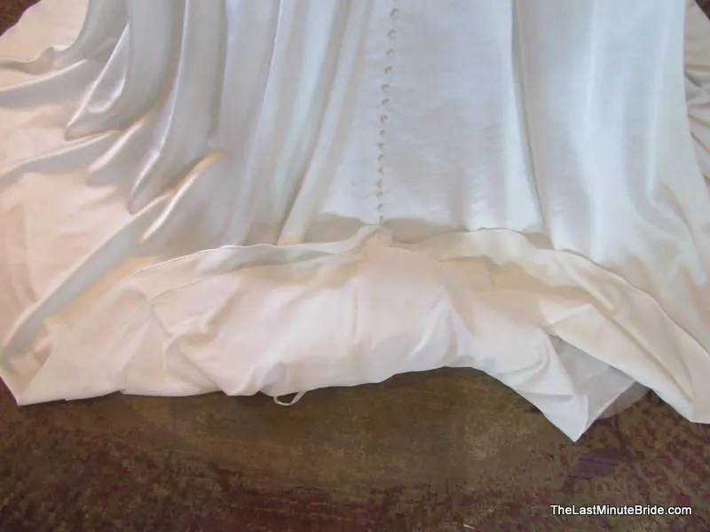 Allure Bridals W332