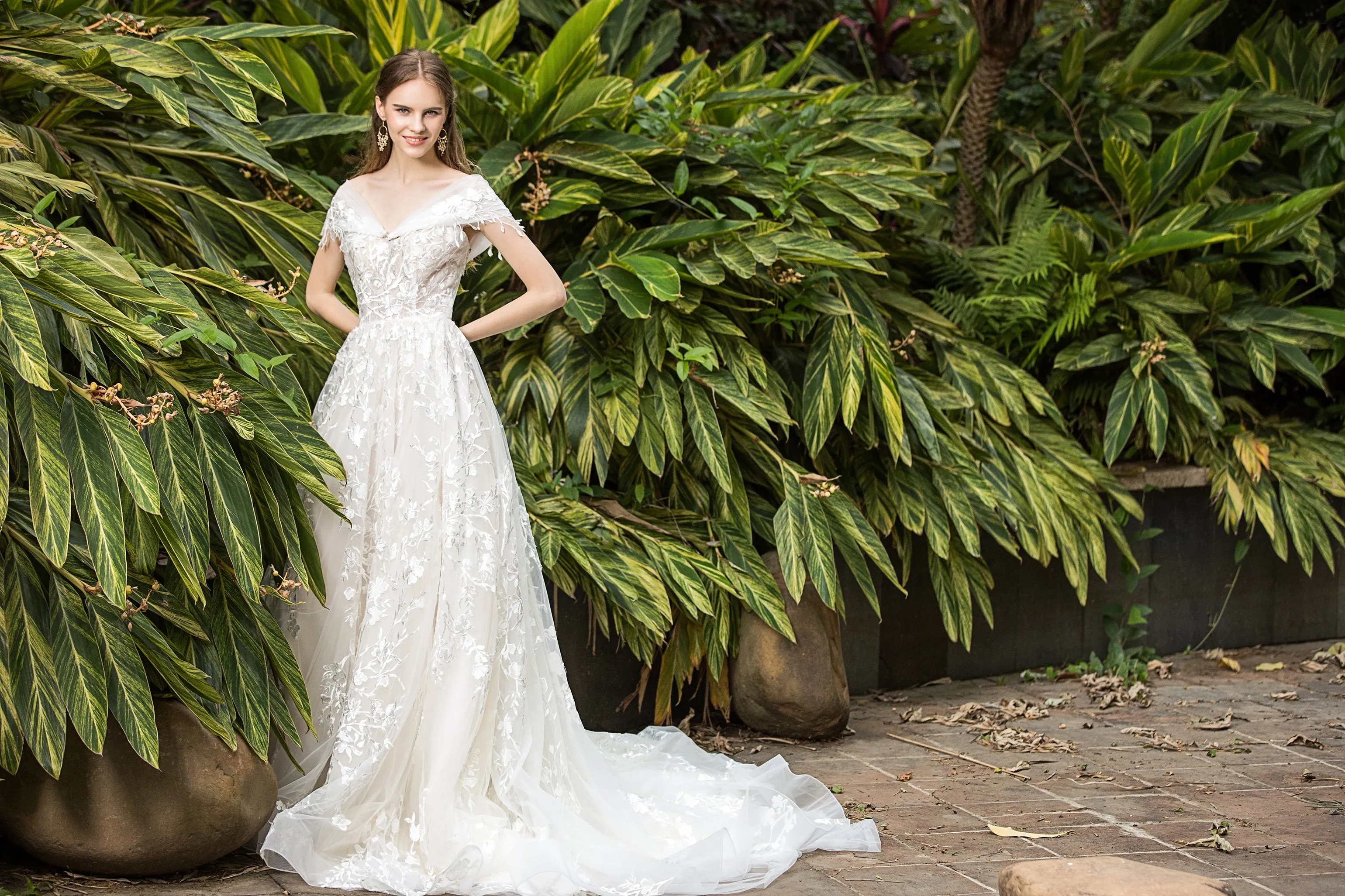 Alma - Selena Huan Venice Floral Embroidery lace strapless ballgown dress with detachable off-the-shoulder sleeves