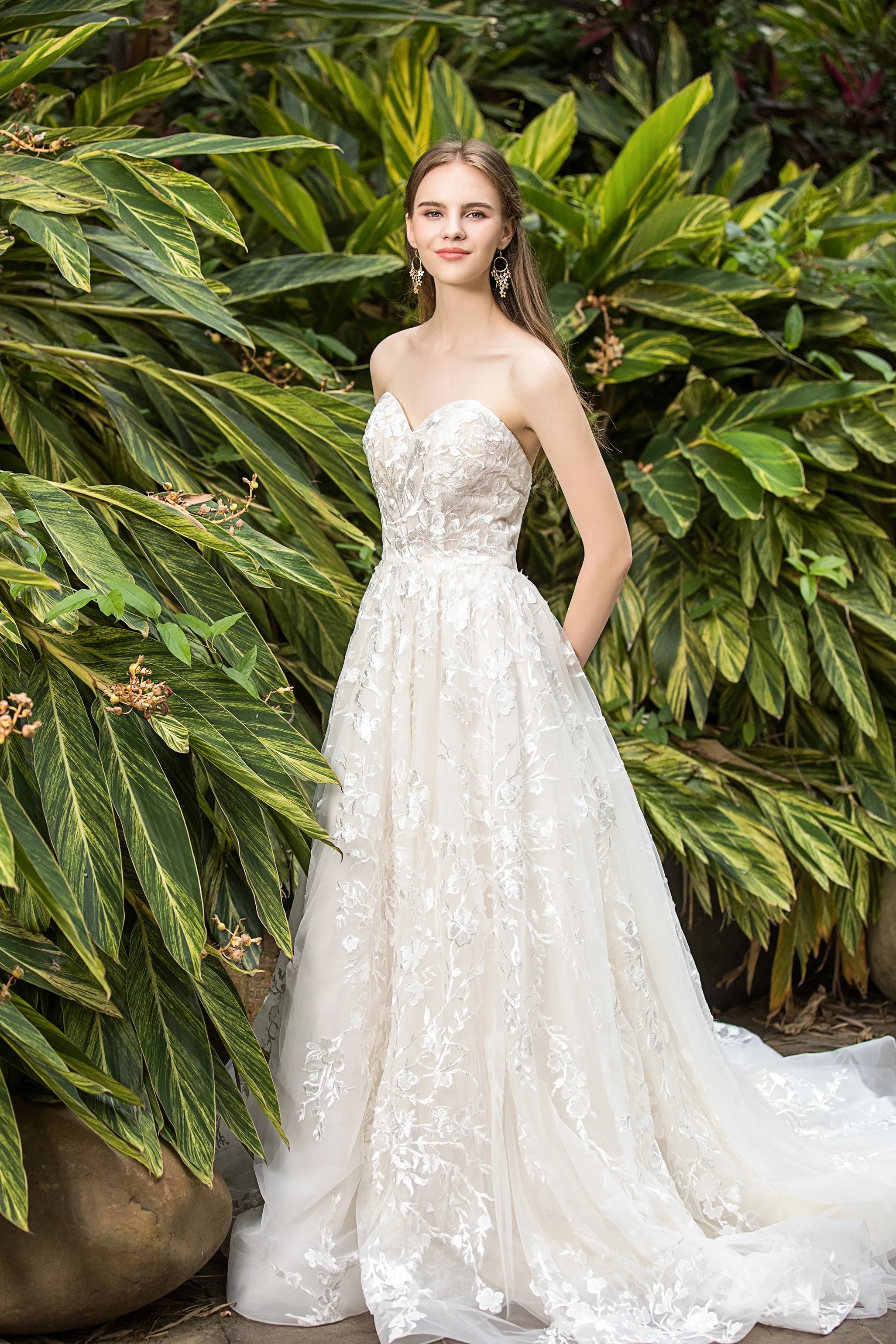 Alma - Selena Huan Venice Floral Embroidery lace strapless ballgown dress with detachable off-the-shoulder sleeves