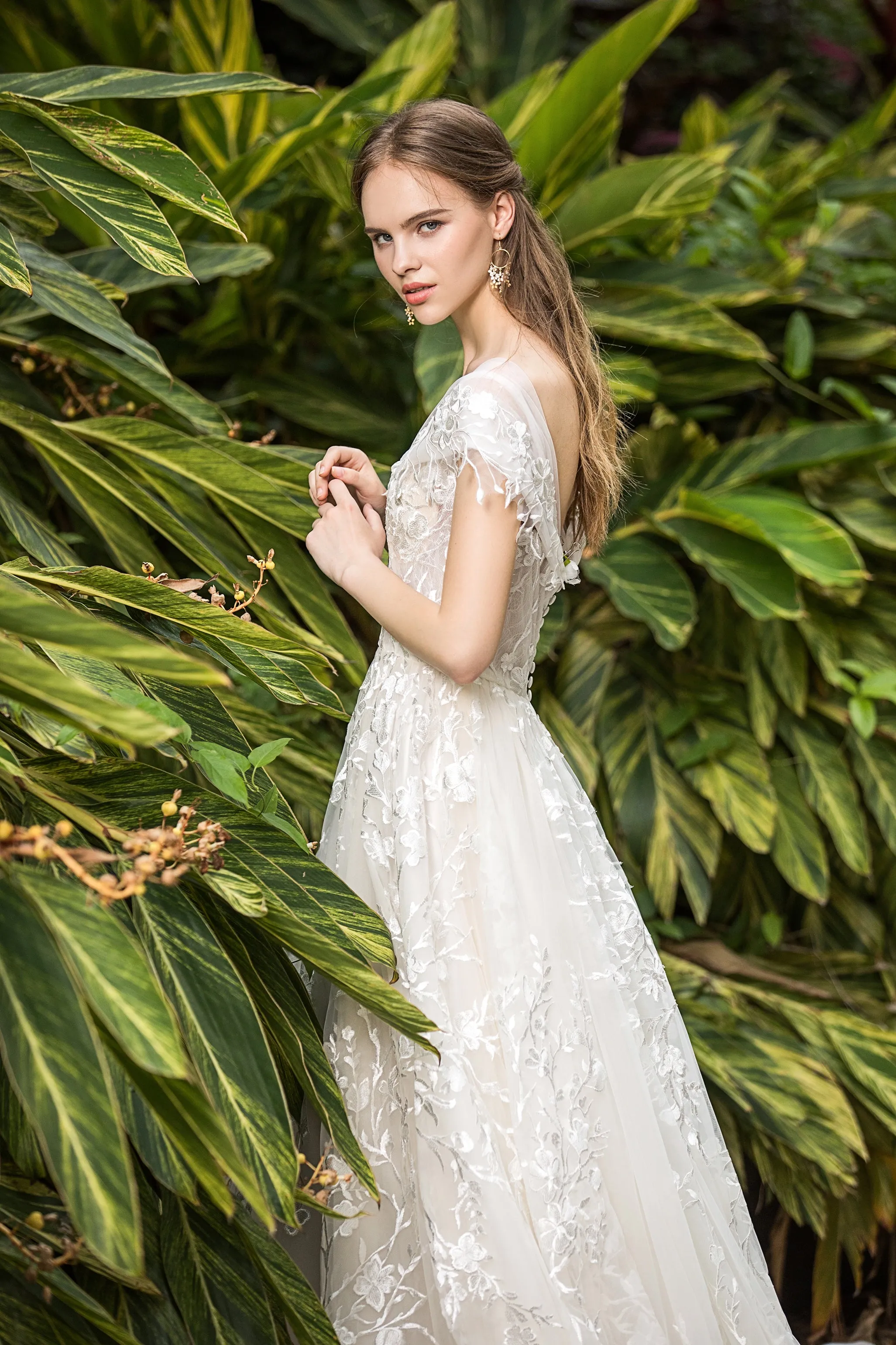 Alma - Selena Huan Venice Floral Embroidery lace strapless ballgown dress with detachable off-the-shoulder sleeves