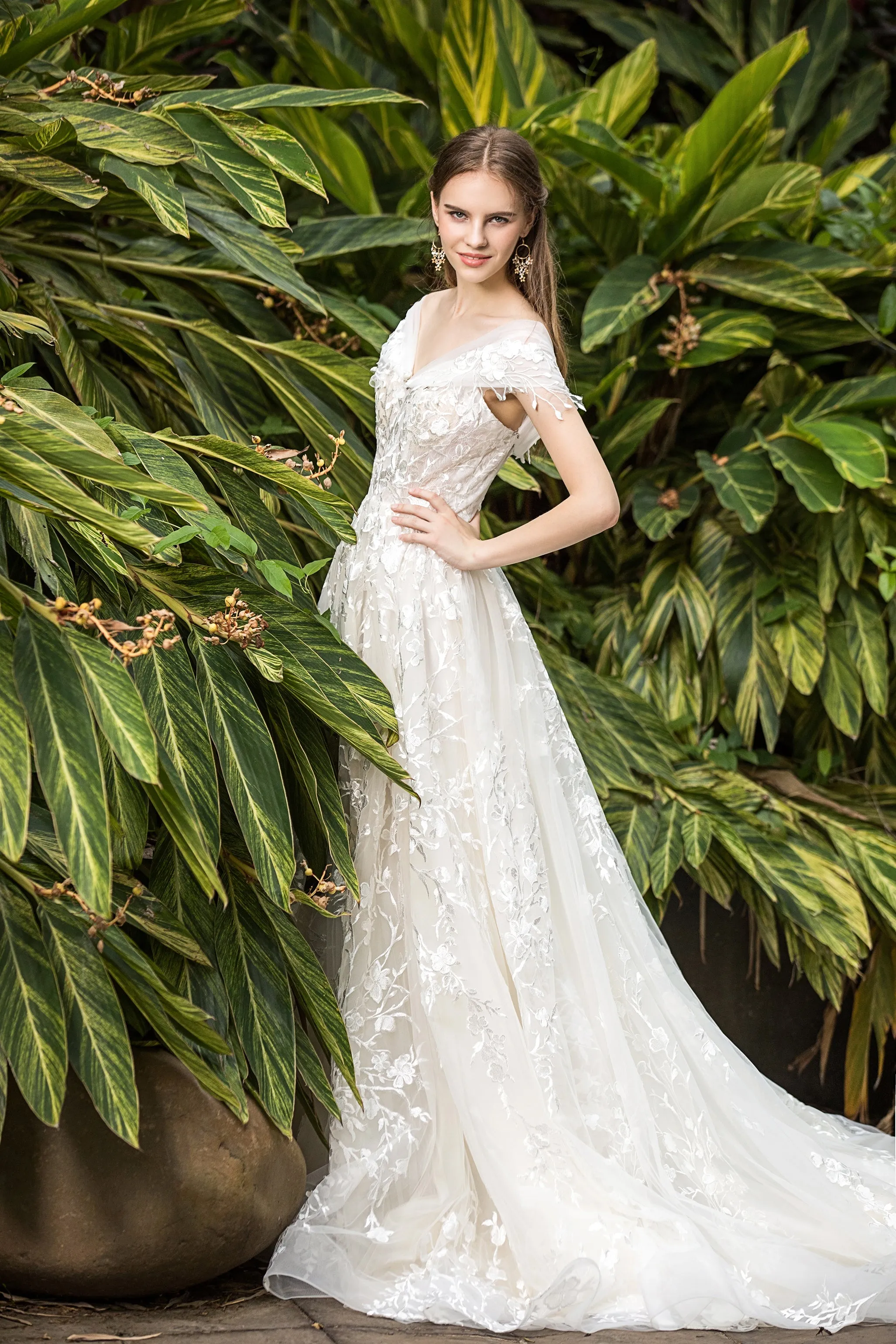 Alma - Selena Huan Venice Floral Embroidery lace strapless ballgown dress with detachable off-the-shoulder sleeves