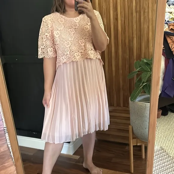 Anthropologie x Moulinette Souers Adanne Lace Shift Dress. M