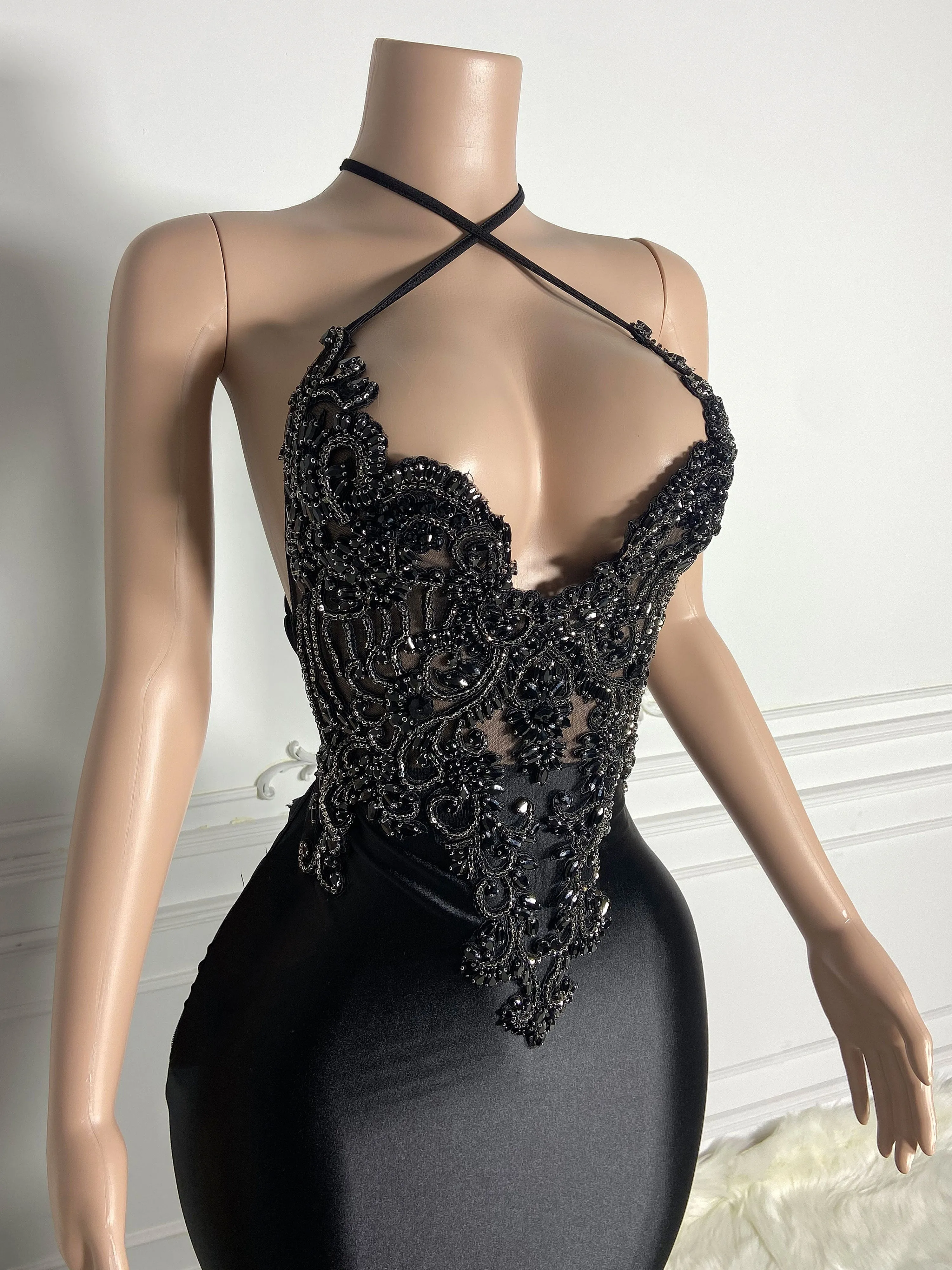 Black Backless Elegance Gowns