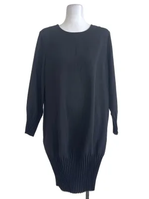 Black Pleated End Formal Dress