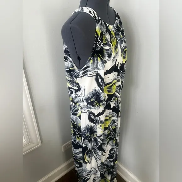 Chico’s Sz 3 Stretchy Halter Floral Maxi Dress Halter Neck Keyhole Front