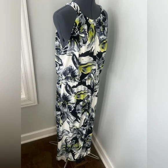 Chico’s Sz 3 Stretchy Halter Floral Maxi Dress Halter Neck Keyhole Front