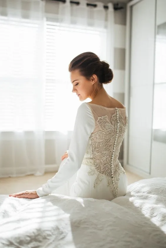 Crystals Back Modest Wedding Dresses with Long Sleeves