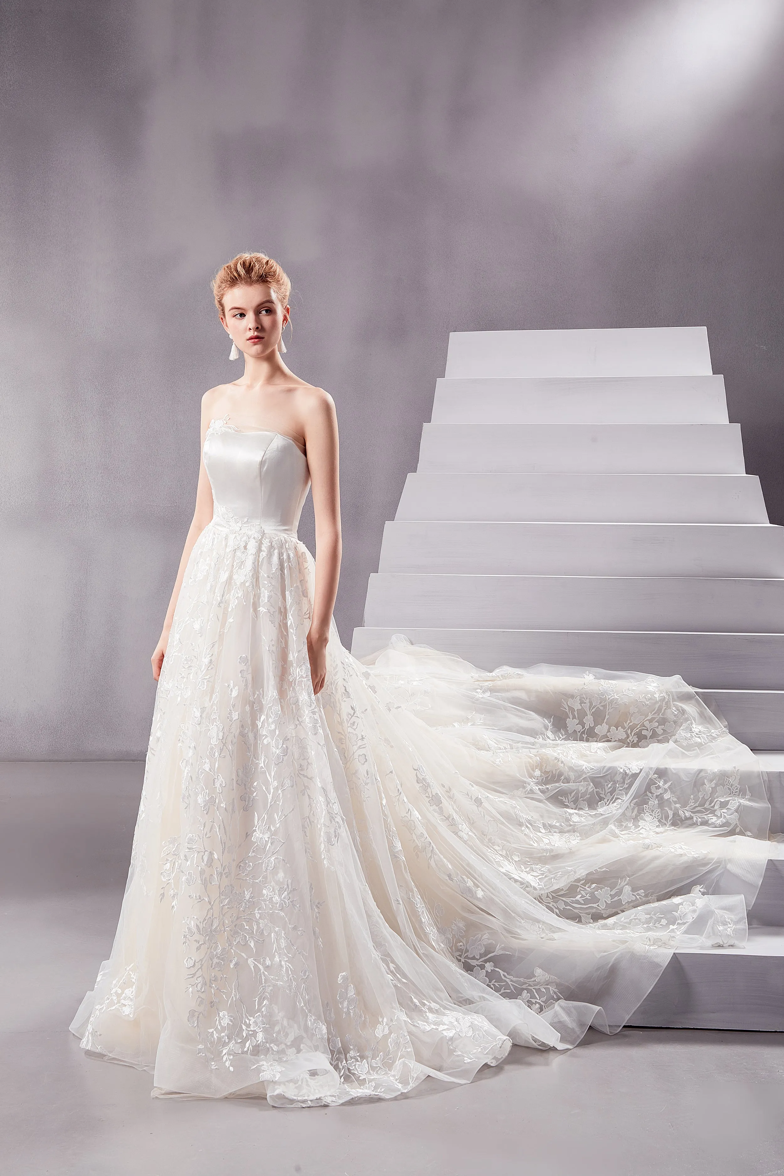 Daphne - Selena Huan Venice Floral Embroidery lace silk-satin top strapless ballgown dress with detachable off-the-shoulder sleeves