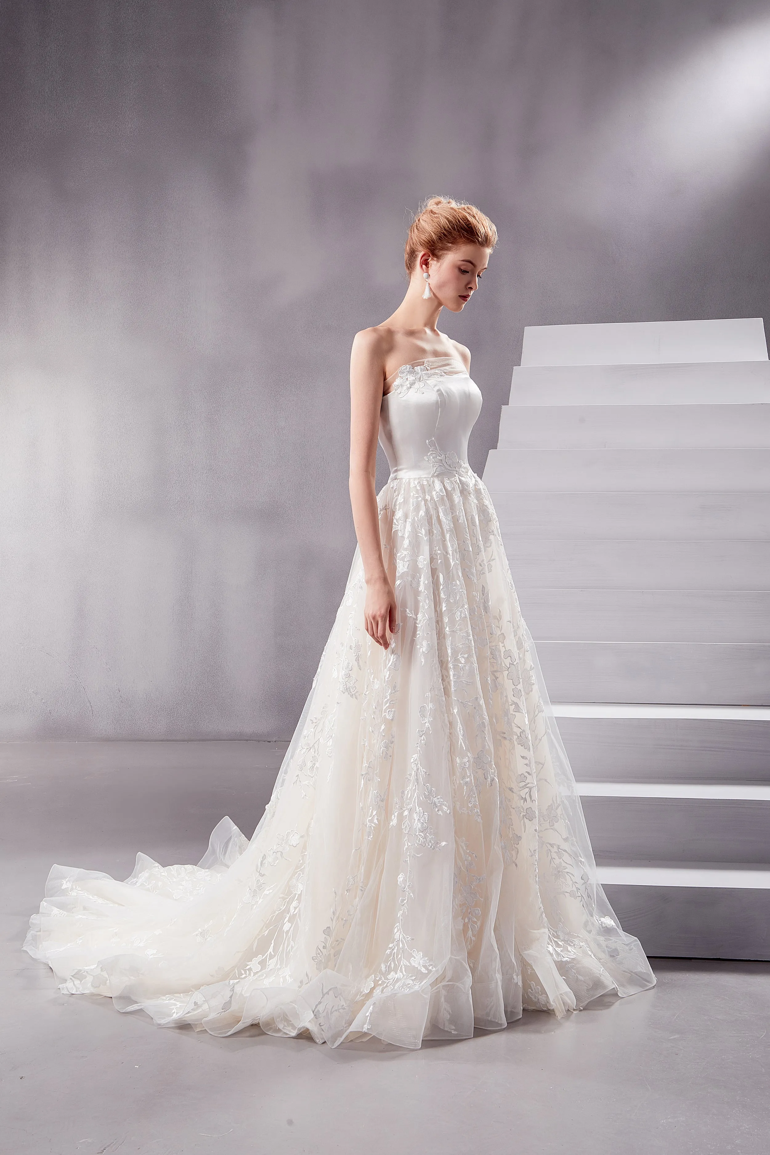 Daphne - Selena Huan Venice Floral Embroidery lace silk-satin top strapless ballgown dress with detachable off-the-shoulder sleeves