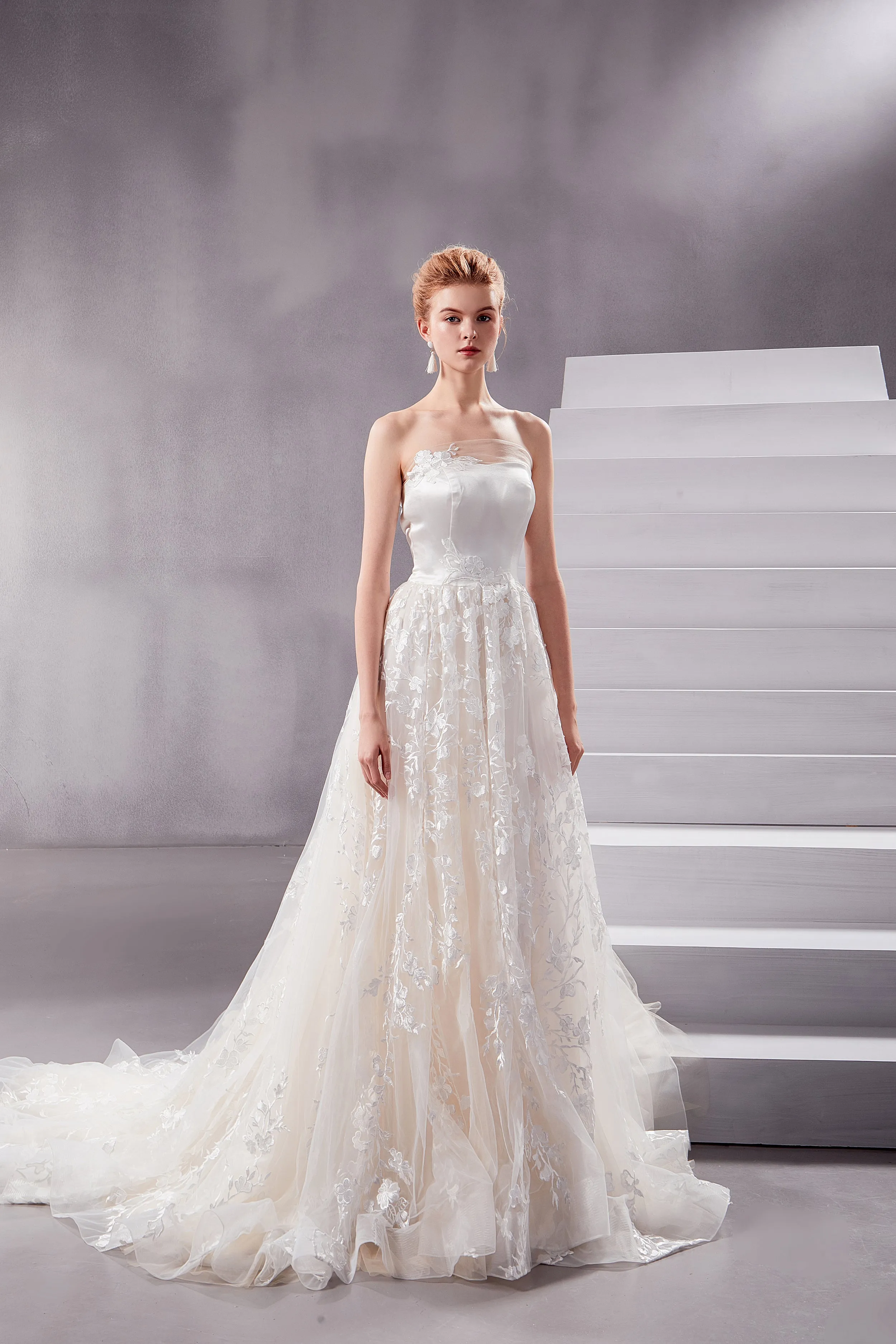 Daphne - Selena Huan Venice Floral Embroidery lace silk-satin top strapless ballgown dress with detachable off-the-shoulder sleeves