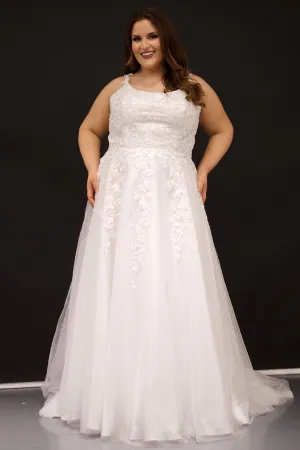 Discontinued Kara Wedding Dress <br> SC5299