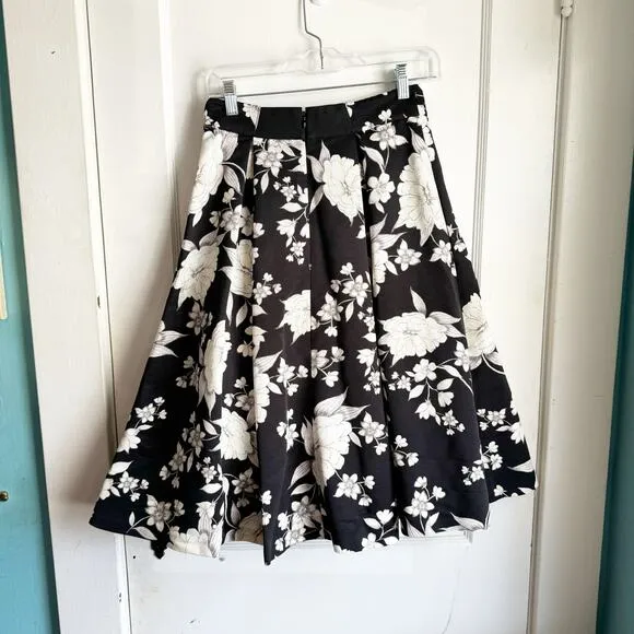 Eliza J Floral Pleated Circle Skirt Black Cream Wedding Guest Cocktail Size 2