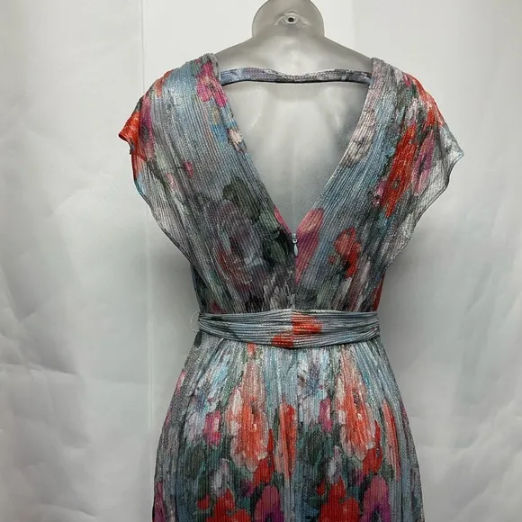 Eliza J Metallic Floral Micro-pleated Cap sleeve Floral Dress Size 4