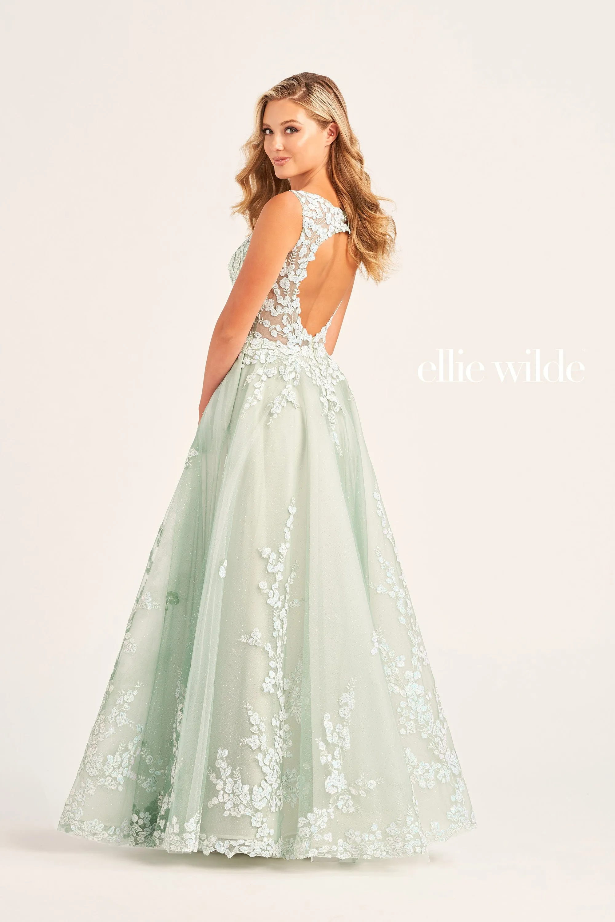 Ellie Wilde: EW35106