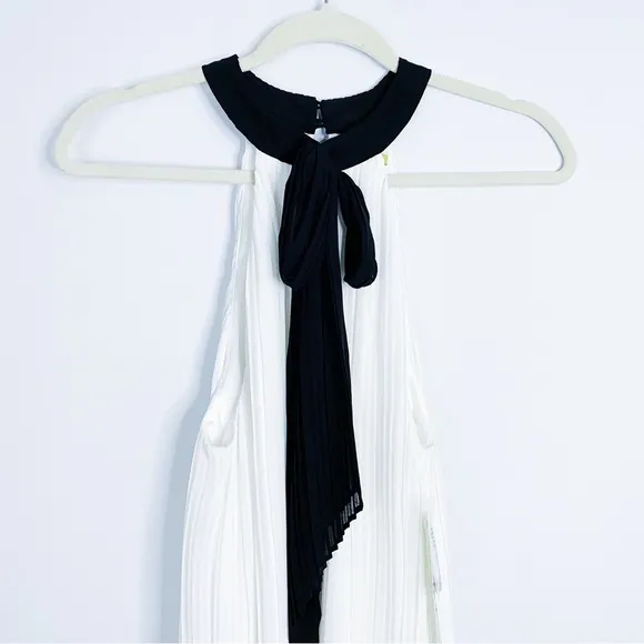 Gianni Bini - Black and White Bow Dress