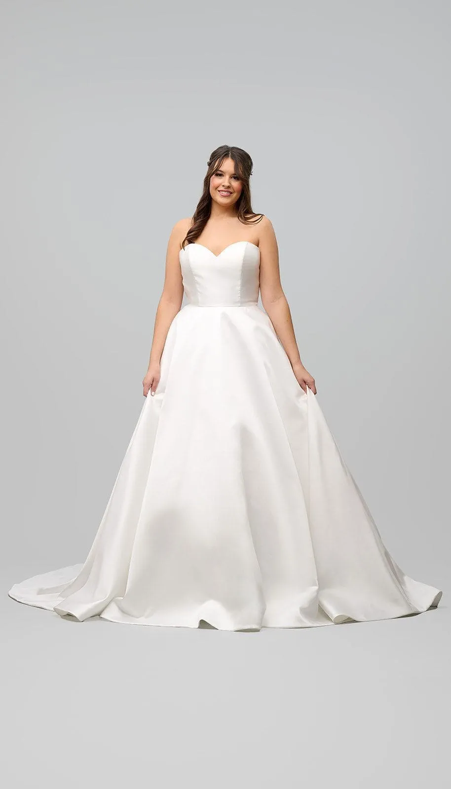 In Stock Eliana