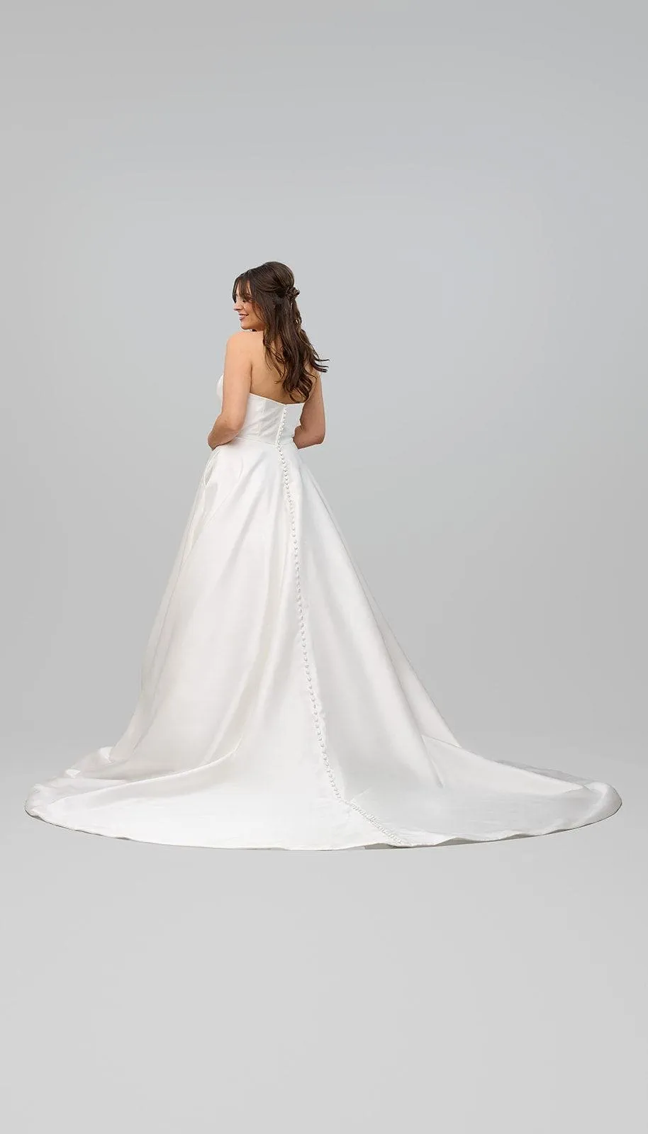 In Stock Eliana