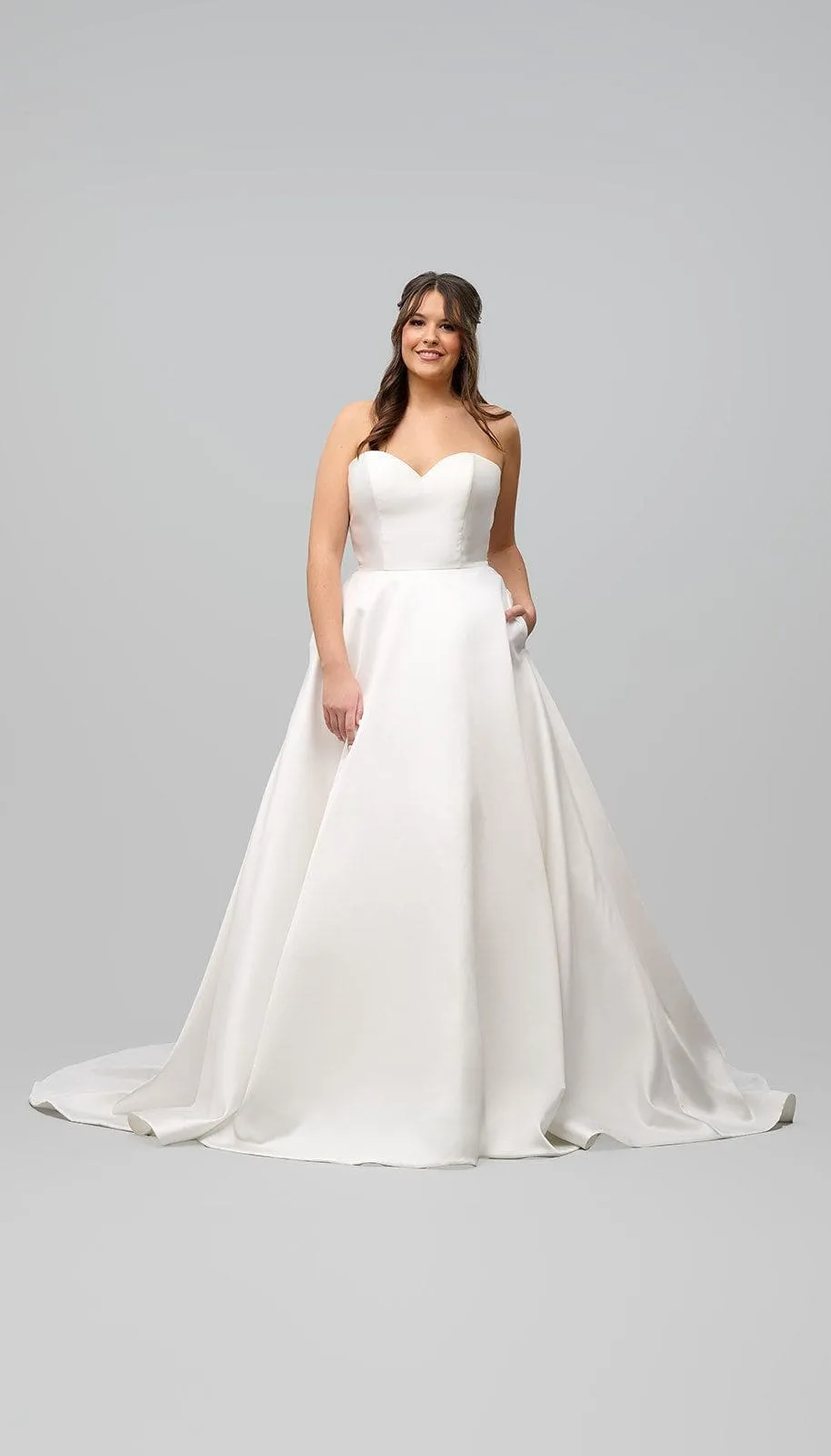 In Stock Eliana