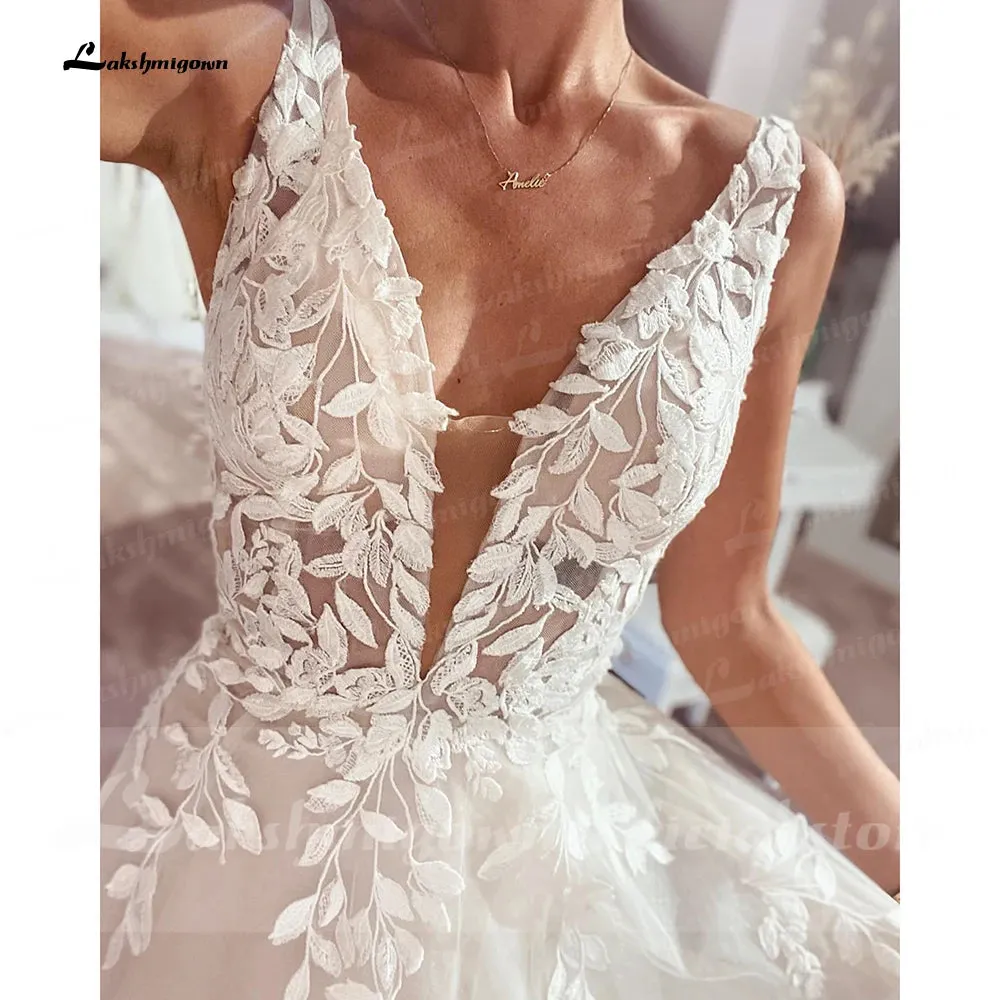 Lakshmigown V Neck Lace Appliques Wedding Dresses Champagne Bridal Gowns A Line Wedding Gown estido de noiva praiano