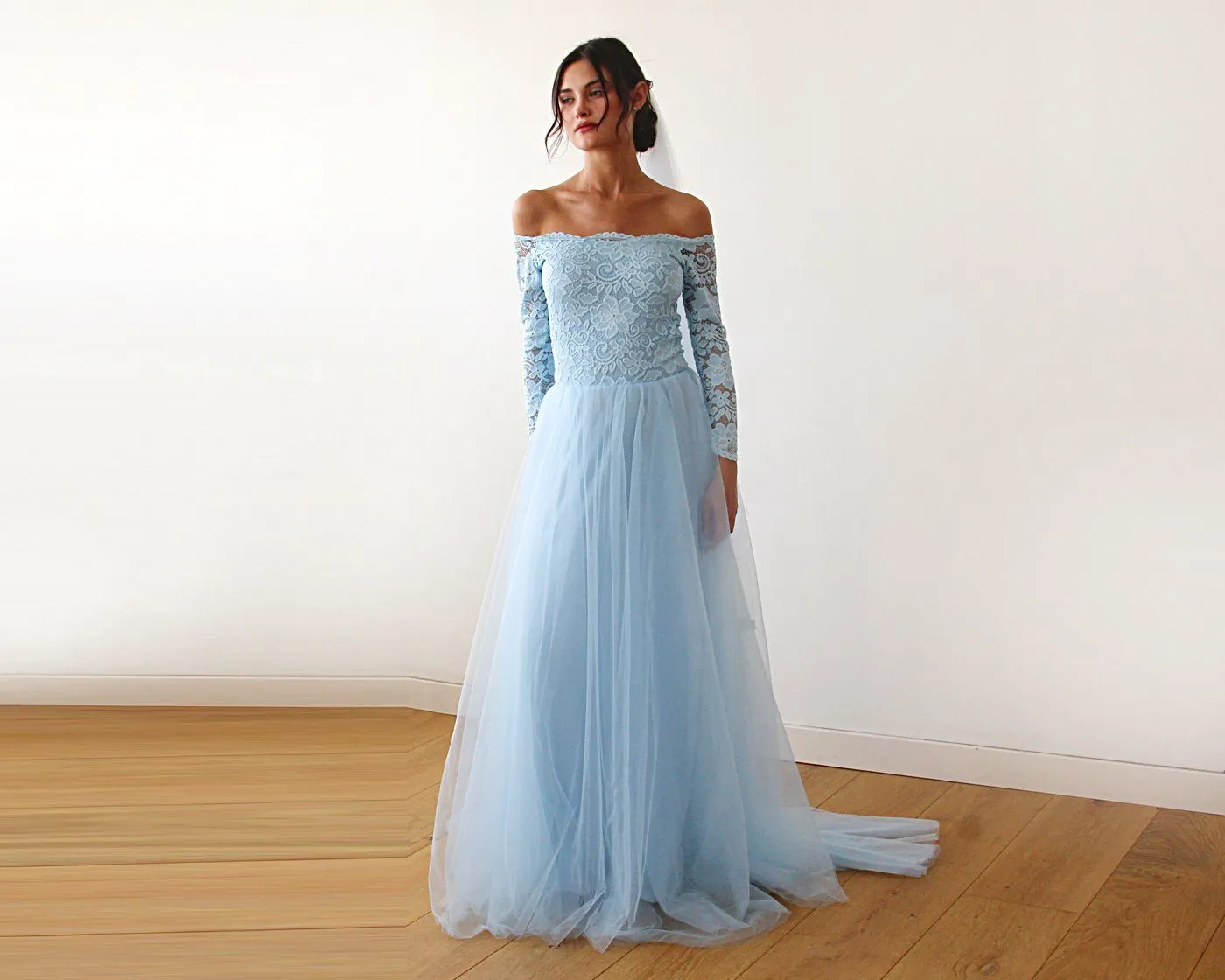 Light blue Off-The-Shoulder Dress Train   #1162