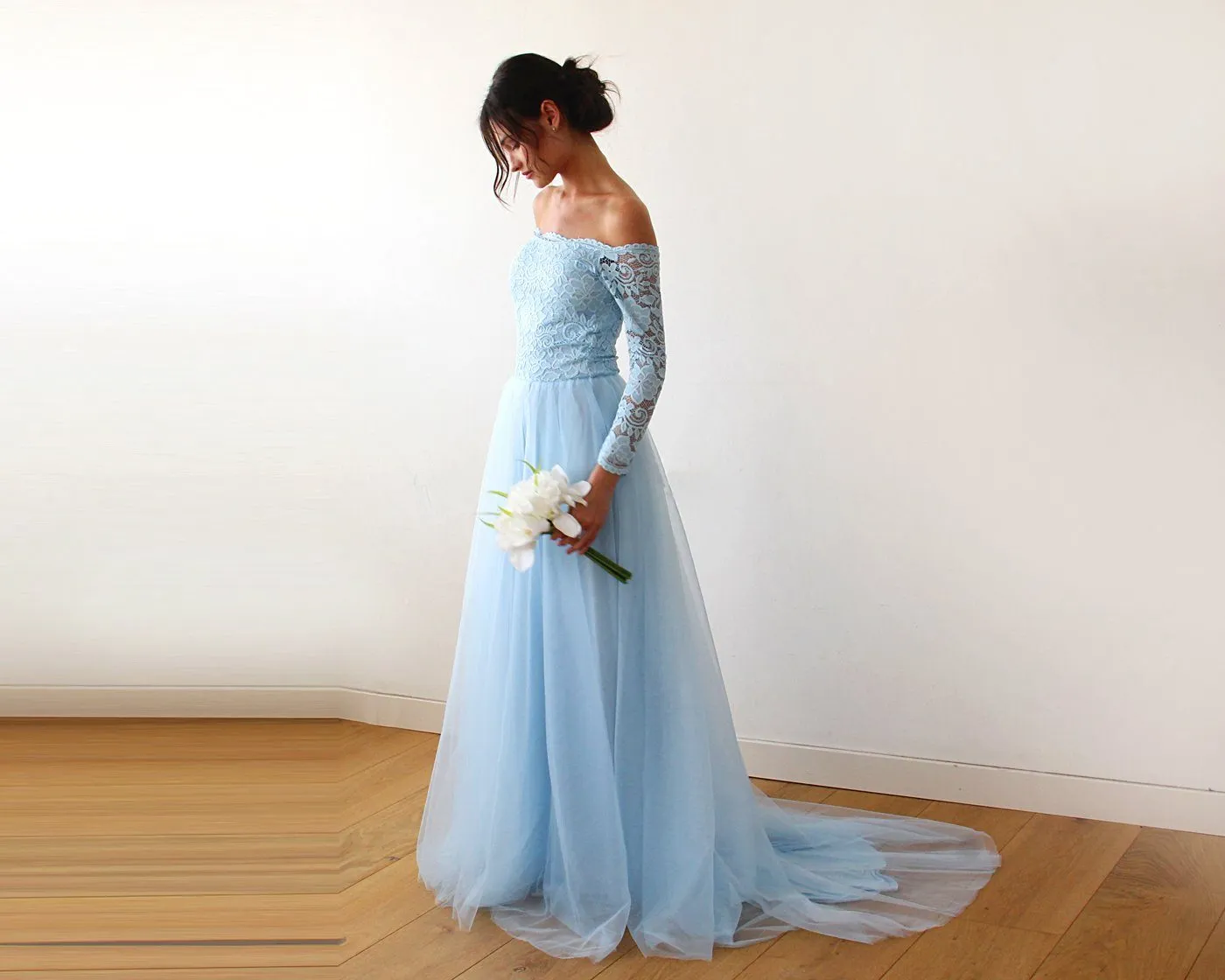 Light blue Off-The-Shoulder Dress Train   #1162
