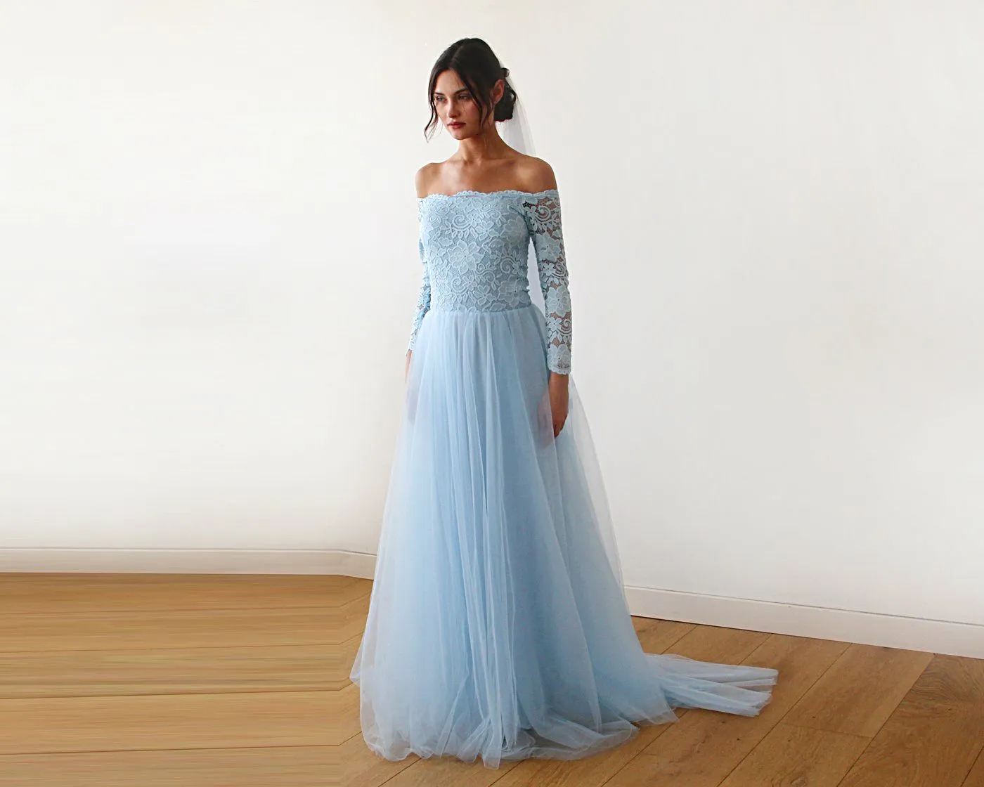 Light blue Off-The-Shoulder Dress Train   #1162