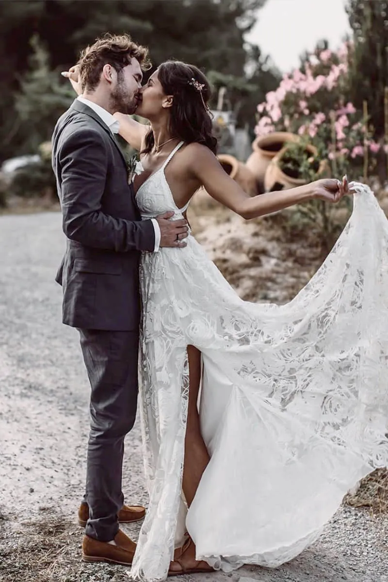 Luxury Lace Chic Halter A-Line Bohemian Wedding Dress with Slit Bridal Gowns