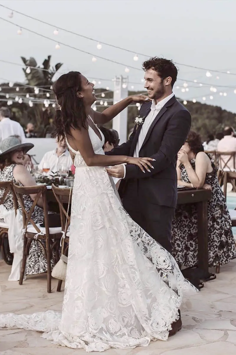 Luxury Lace Chic Halter A-Line Bohemian Wedding Dress with Slit Bridal Gowns