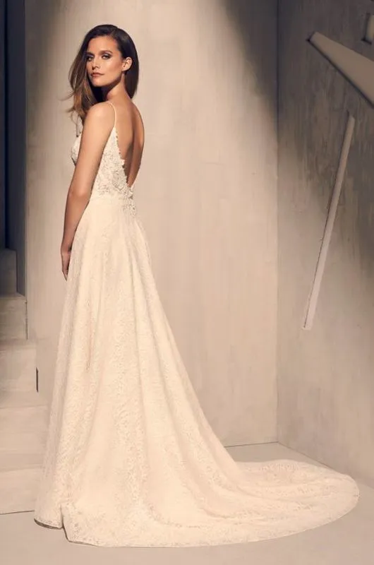 Mikaella Size 4 2201 Ivory Gown