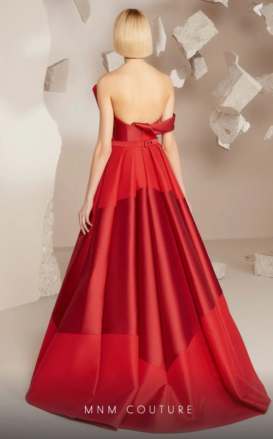 MNM COUTURE E0014