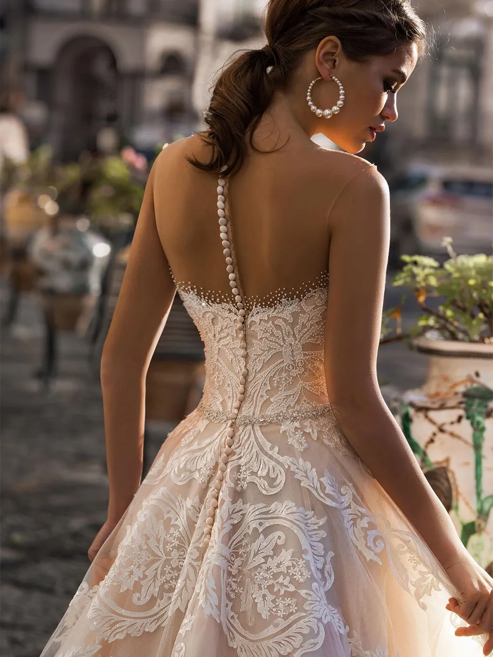 New Illusion O Neck Off Shoulder Button A-Line Wedding Dresses Appliqued Beading Crystal Floor Length Bridal Gowns