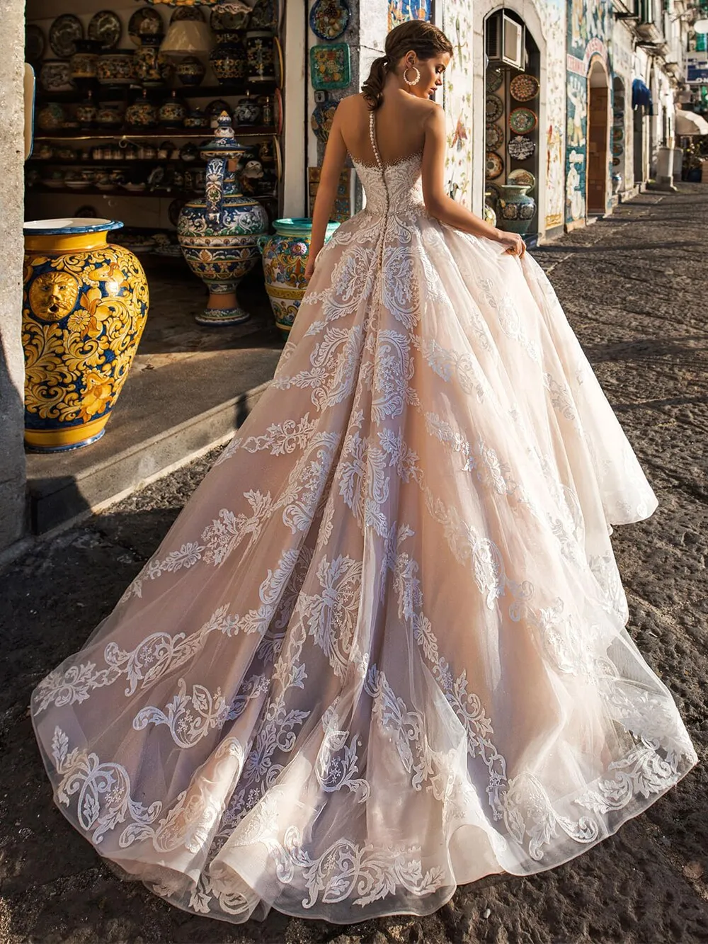 New Illusion O Neck Off Shoulder Button A-Line Wedding Dresses Appliqued Beading Crystal Floor Length Bridal Gowns