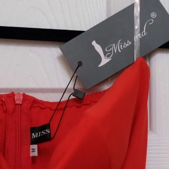 NWT RED STRAPLESS SWEETHEART DRESS