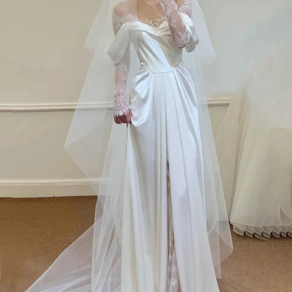 Off Shoulder Lace Wedding Gowns Big Size A Line Long Sleeves