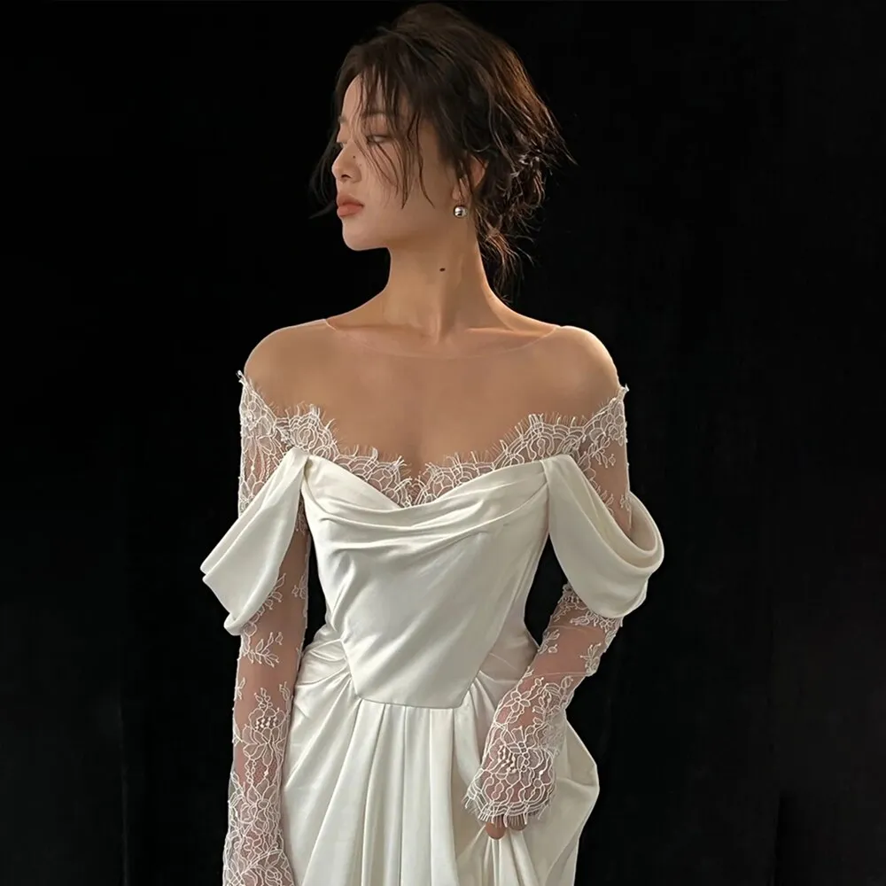 Off Shoulder Lace Wedding Gowns Big Size A Line Long Sleeves