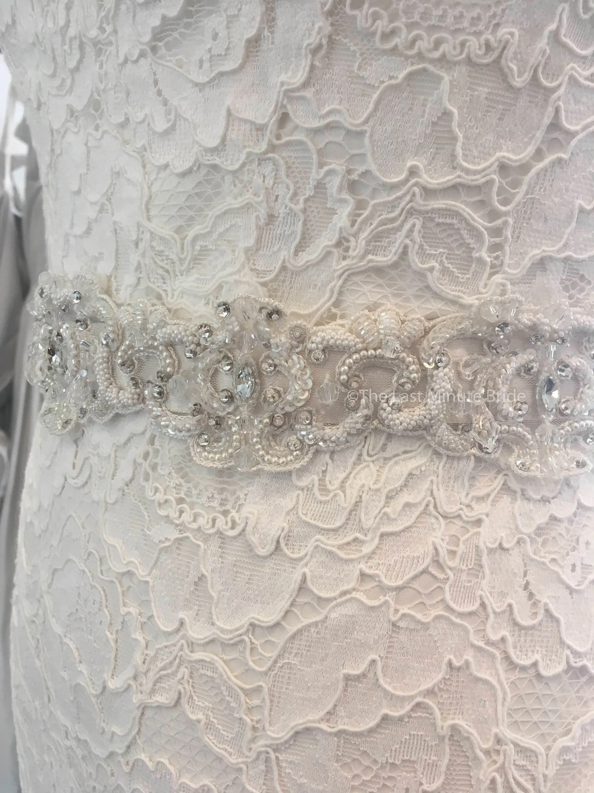 Paloma Blanca 4797