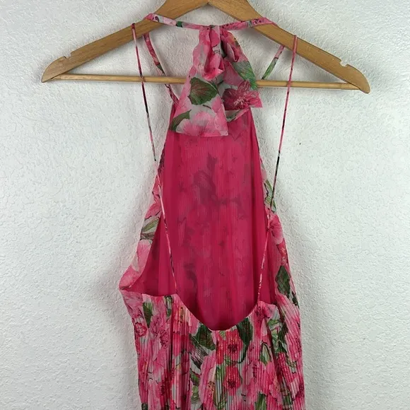 Perfect ZARA Pleated Floral Print Dress XS