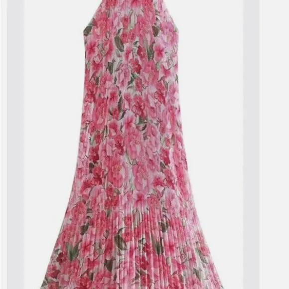 Perfect ZARA Pleated Floral Print Dress XS