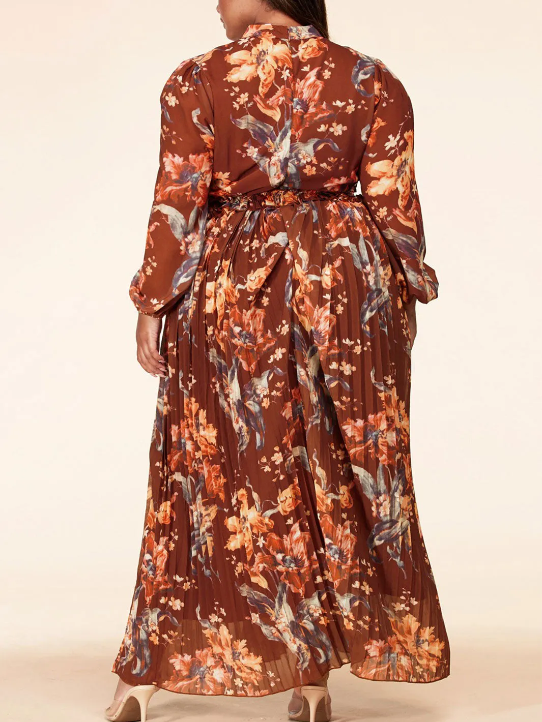 PLUS SIZE LONG SLEEVE SIDE CUT OUT PLEATED FLORAL MAXI DRESS